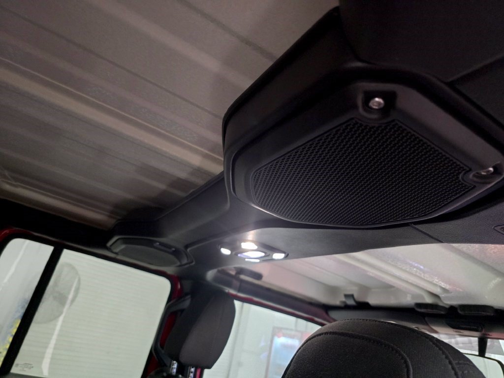 Used 2021 Jeep Wrangler Unlimited Sport AWD/4WD image 36