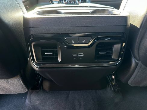 Used 2022 GMC Sierra 1500 AT4X AWD/4WD image 27