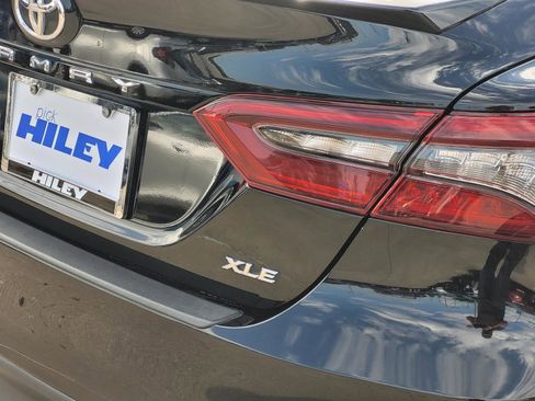 Used 2023 Toyota Camry XLE image 5