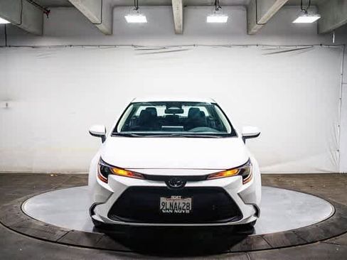 Certified 2023 Toyota Corolla LE image 7