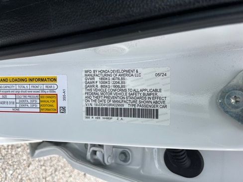 Used 2024 Acura Integra A-Spec image 8
