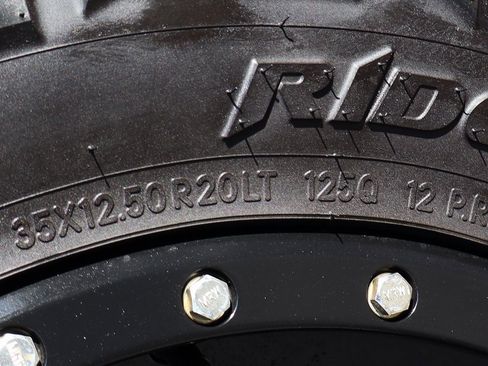 Used 2024 GMC Sierra 2500 Pro w/ 1SA Pro Safety Plus Package image 47