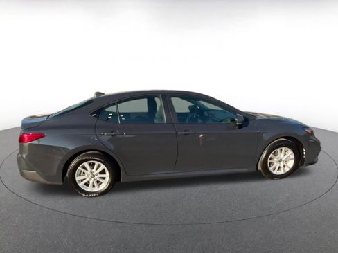 Used 2025 Toyota Camry LE image 15