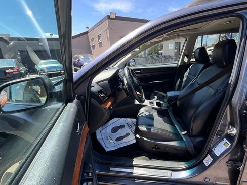 Used 2014 Subaru Outback 2.5i Limited w/ Moonroof Package AWD/4WD image 20