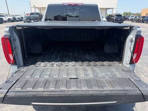 Used 2024 GMC Sierra 1500 AT4 w/ Technology Package AWD/4WD image 13