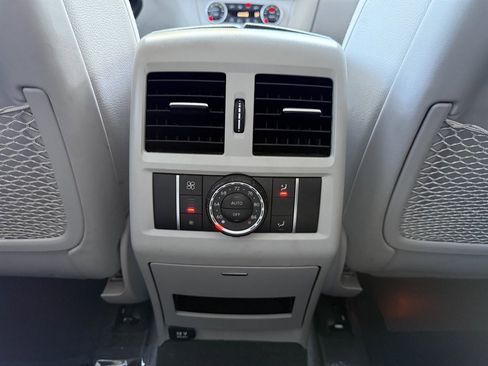 Used 2015 Mercedes-Benz GL 550 4MATIC image 15