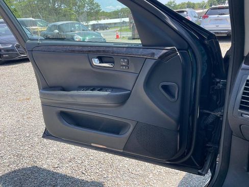 Used 2008 Cadillac DTS FWD image 20