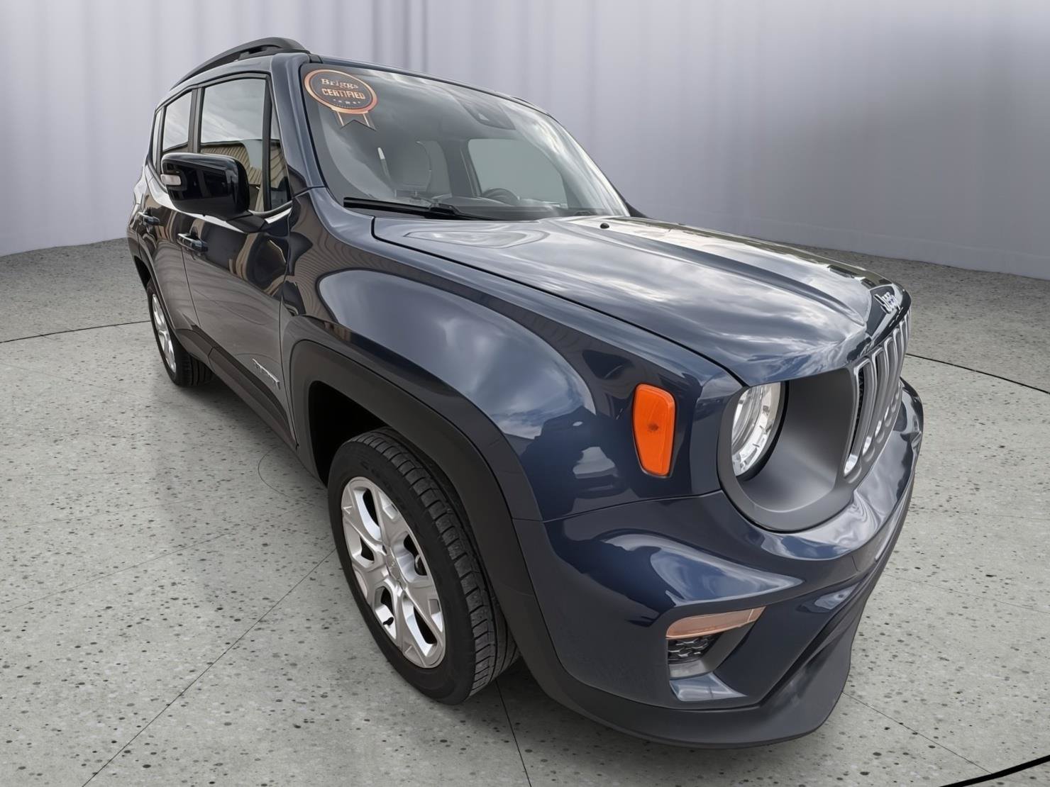 Used 2022 Jeep Renegade Limited AWD/4WD image 8