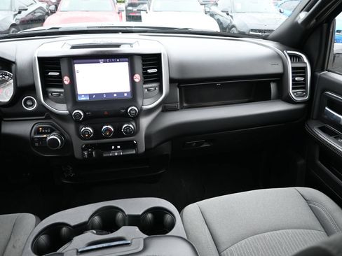 Used 2024 RAM 2500 Big Horn AWD/4WD image 21