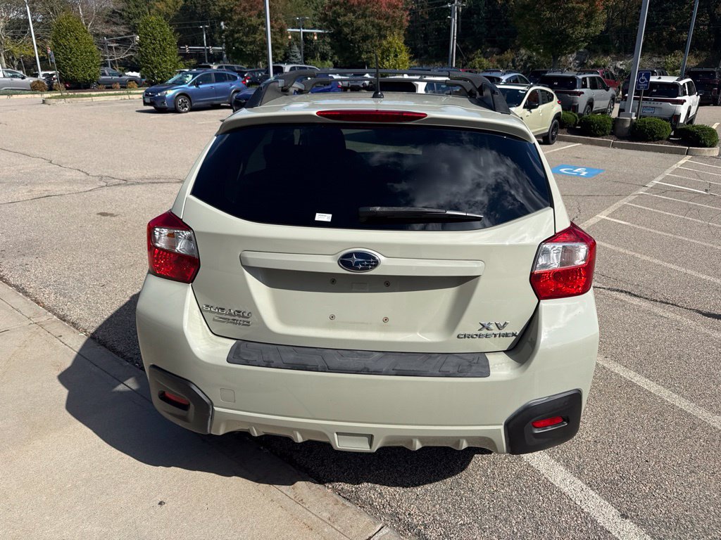 Used 2014 Subaru Crosstrek 2.0i Premium AWD/4WD image 3