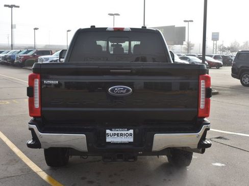 Used 2024 Ford F250 Lariat w/ Chrome Package image 6