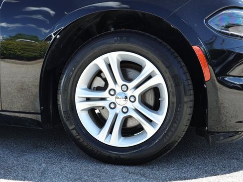 Used 2023 Dodge Charger SXT RWD image 5