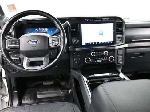 Used 2023 Ford F350 Lariat w/ Lariat Ultimate Package AWD/4WD image 15
