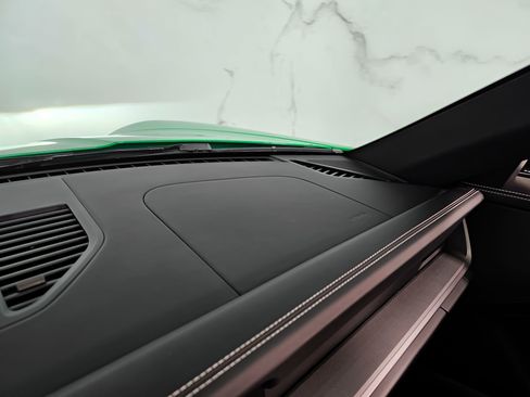 Used 2022 Porsche 911 Carrera 4S w/ Sport Package image 26