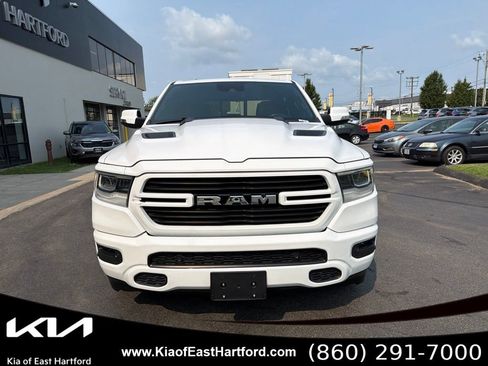 Used 2023 RAM 1500 Laramie AWD/4WD image 4