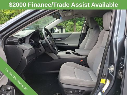 Used 2022 Toyota Venza LE AWD/4WD image 13