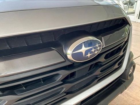 Used 2024 Subaru Outback Premium AWD/4WD image 31