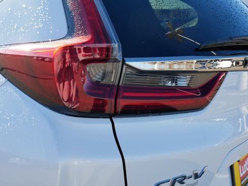 Used 2020 Honda CR-V Touring image 17