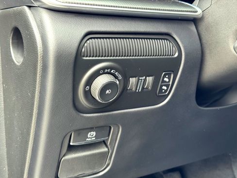 Used 2024 Jeep Grand Wagoneer L Series II w/ Quick Order Packagew 28T image 16