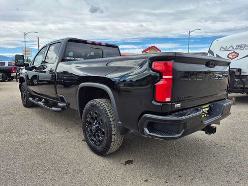 Used 2024 Chevrolet Silverado 2500 LTZ w/ LTZ Plus Package AWD/4WD image 9