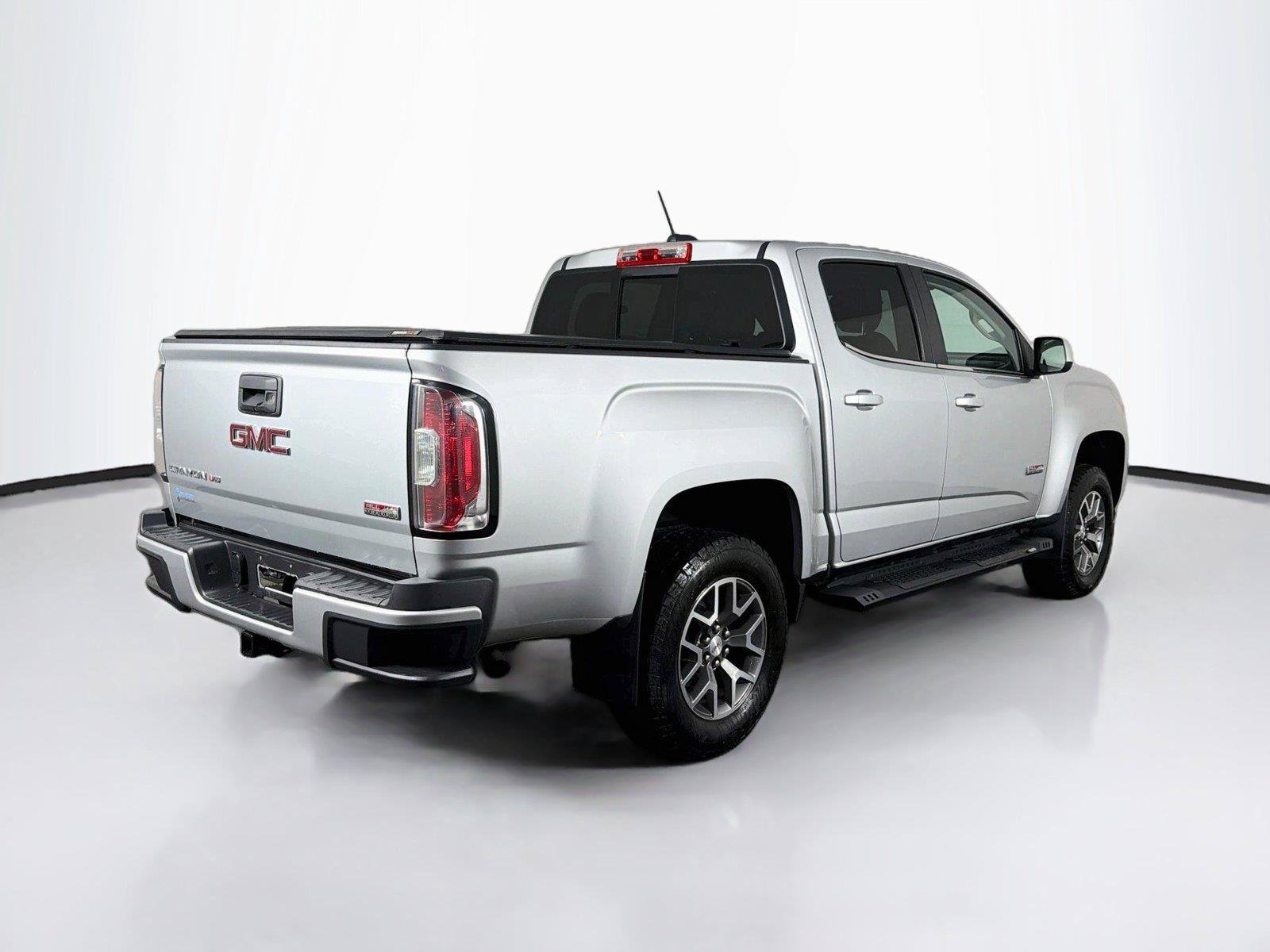 Used 2018 GMC Canyon All Terrain w/ Trailering Package AWD/4WD image 11