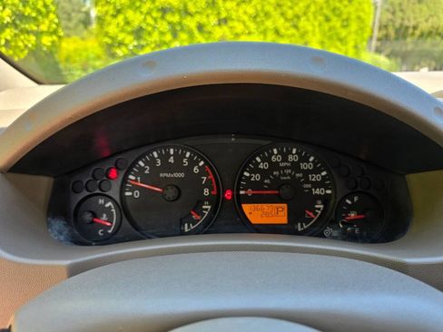 Used 2016 Nissan Frontier SV RWD image 15