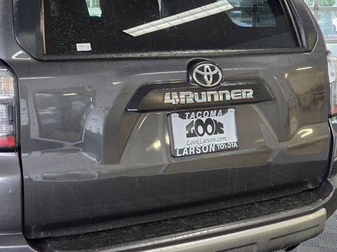 Used 2022 Toyota 4Runner TRD Off-Road Premium image 13