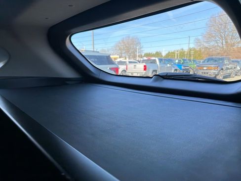 Used 2025 Toyota RAV4 XLE image 24