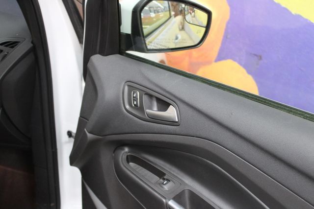 Used 2018 Ford Escape SE AWD/4WD image 11