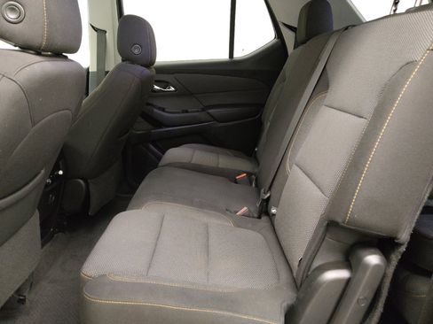 Used 2020 Chevrolet Traverse LS FWD image 18