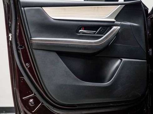 Used 2025 MAZDA CX-90 3.3 Turbo w/ Premium Sport Pkg image 34