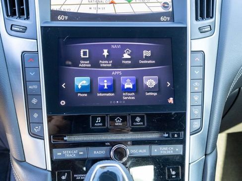 Used 2019 INFINITI Q60 3.0t Luxe w/ Essential Package image 29