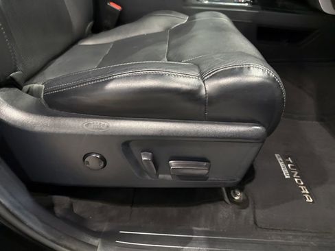 Used 2020 Toyota Tundra Platinum AWD/4WD image 13