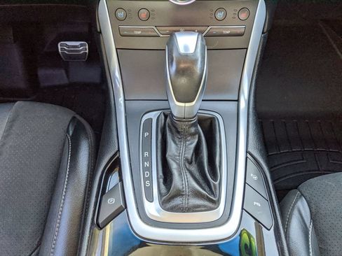 Used 2015 Ford Edge Sport w/ Equipment Group 401A AWD/4WD image 9