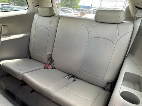 Used 2014 Buick Enclave Leather w/ Trailering Provision Package image 17