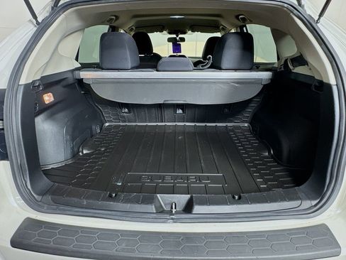 Used 2023 Subaru Crosstrek 2.0i Premium image 30