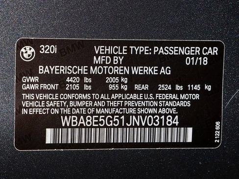 Used 2018 BMW 320i xDrive Sedan w/ Convenience Package AWD/4WD image 37