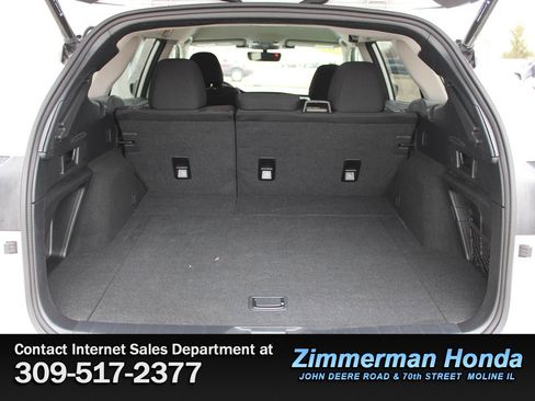 Used 2023 Subaru Outback Premium image 6
