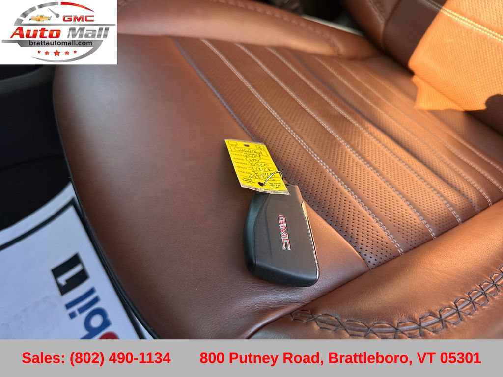 Used 2024 GMC Sierra 3500 Denali Ultimate AWD/4WD image 29