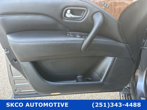Used 2019 INFINITI QX80 Luxe w/ Proassist Package image 12
