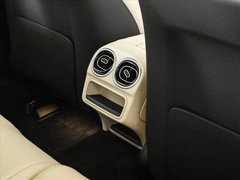 Certified 2026 Mercedes-Benz C 300 4MATIC Sedan image 19