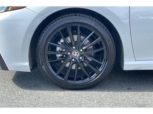 Used 2021 Toyota Camry XSE w/ Carpet Mat Package (TMS) image 42