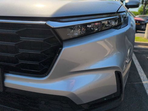 Used 2023 Honda CR-V EX-L image 11