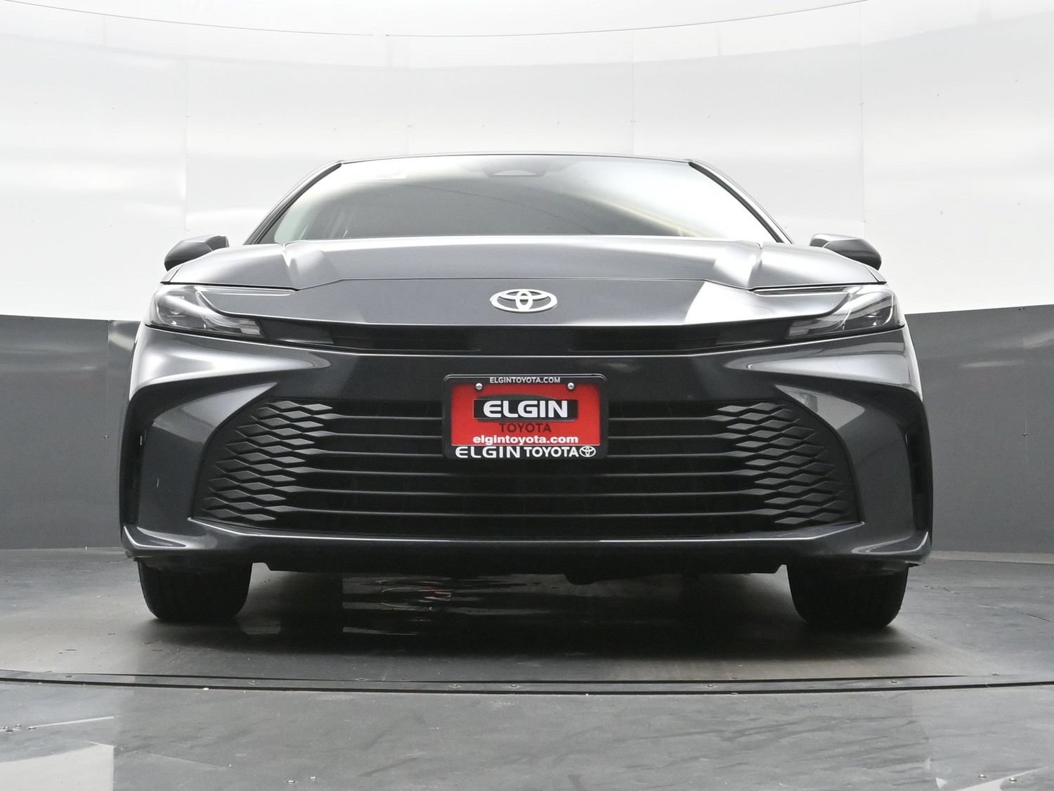 Used 2025 Toyota Camry LE FWD image 27
