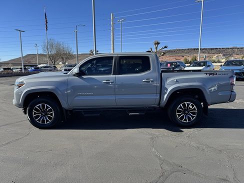 Used 2021 Toyota Tacoma TRD Sport image 8