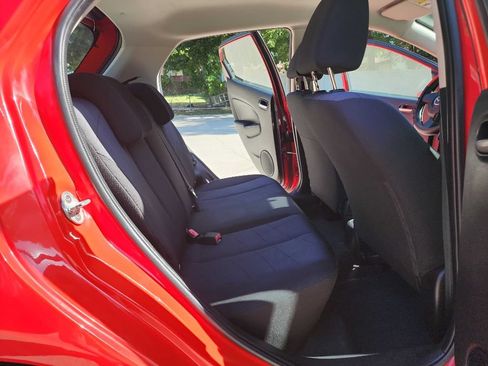 Used 2011 MAZDA MAZDA2 Sport FWD image 23