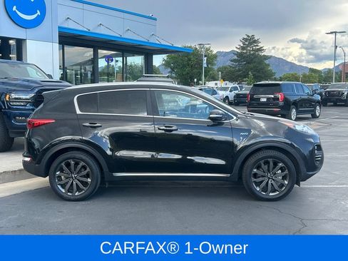 Used 2019 Kia Sportage EX w/ EX Sport Appearance Package AWD/4WD image 2