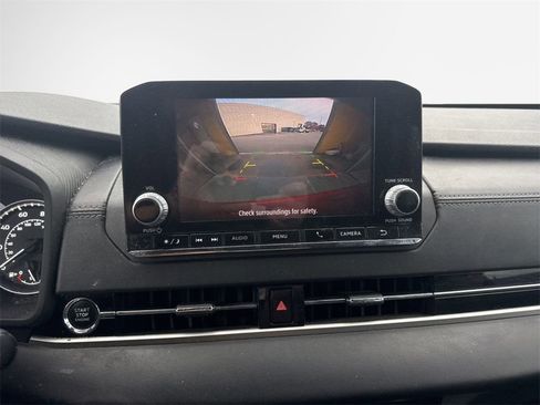 Used 2022 Mitsubishi Outlander ES image 26