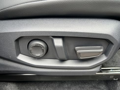 Certified 2025 Toyota Tacoma TRD Pro image 27