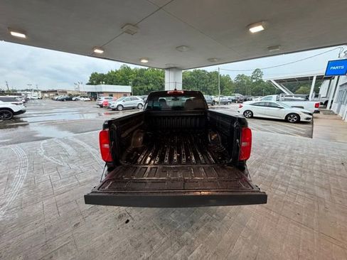 Used 2016 Chevrolet Colorado LT image 9